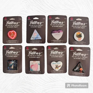 8 Vintage Carlton Buttons/Pins